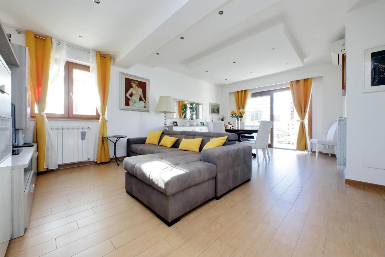 Chic Penthouse On Two Floors * Rom